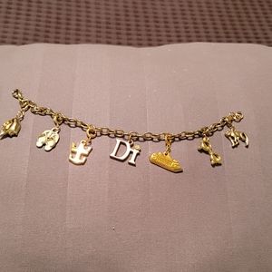 Diamond International Charm Bracelet with 7 Charms